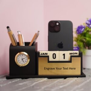 pen stand black with clock